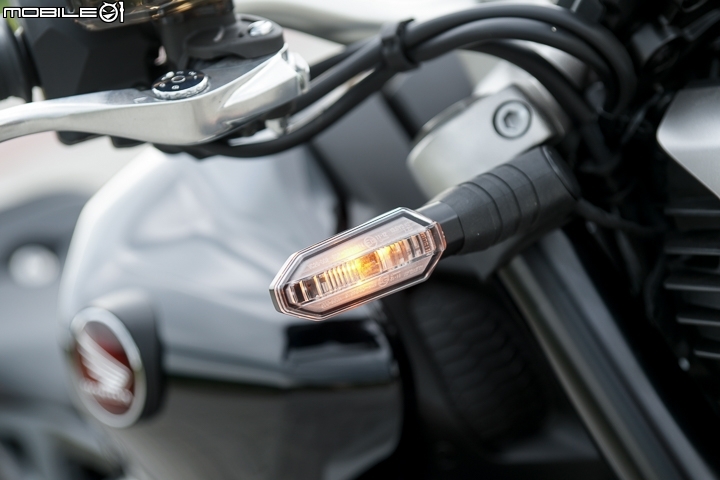 2018 Honda CB1000R 公路賽道試駕 展現極簡美學