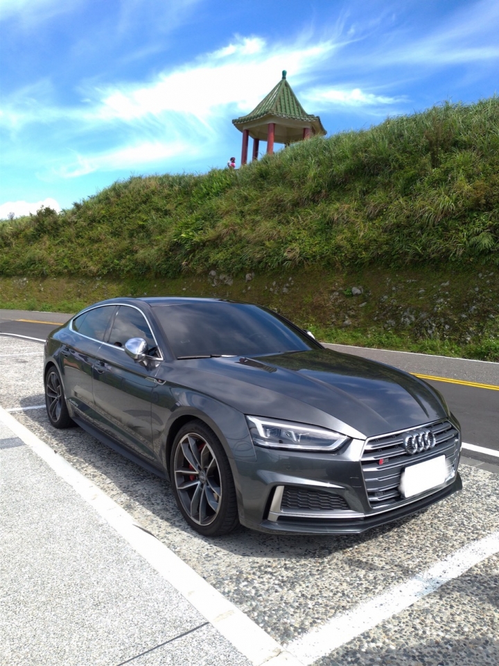 隨心晨跑：AUDI S5 Sportback