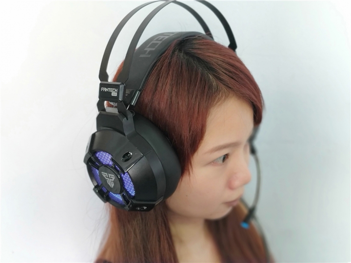 FANTECH HG11 RGB 7.1環繞立體聲電競耳機 簡單開箱