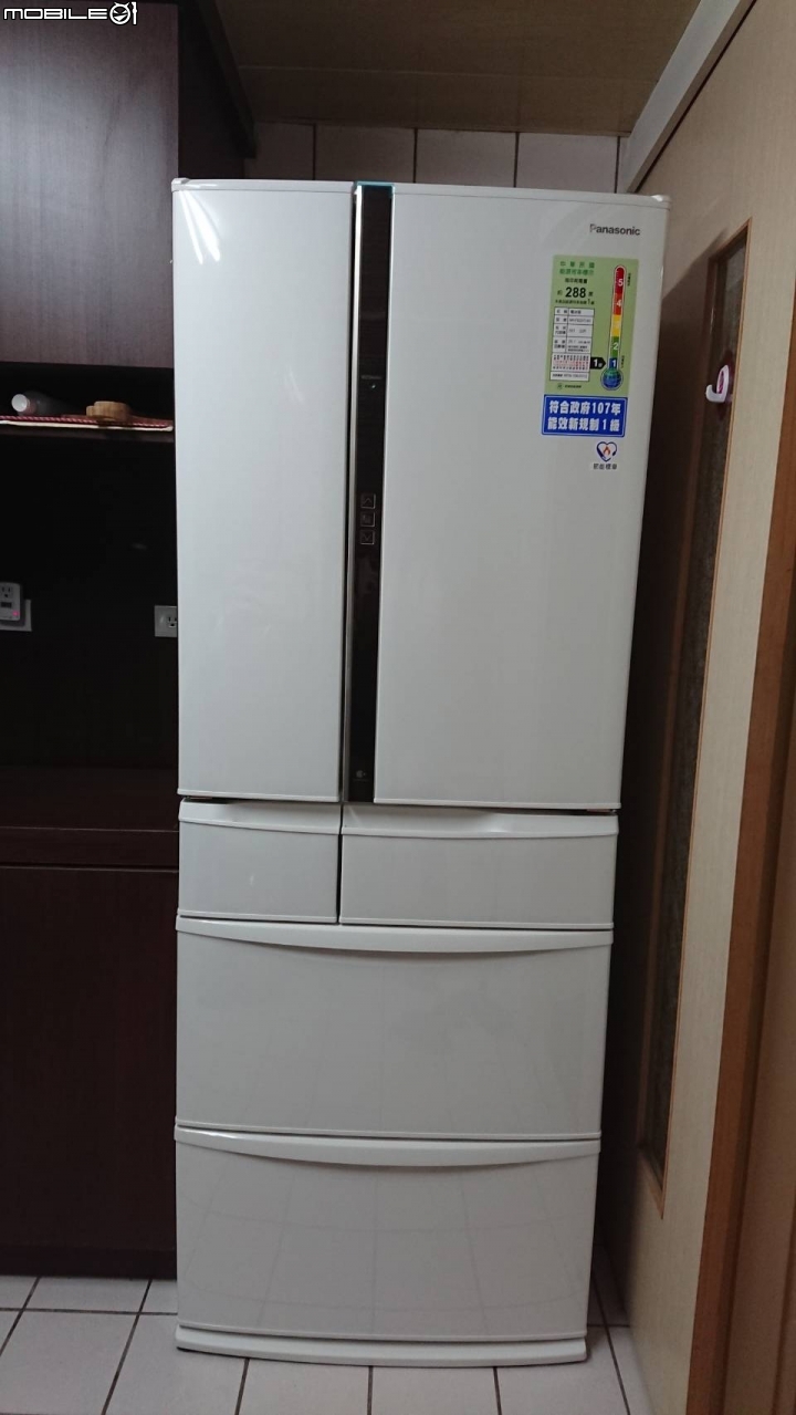 [開箱]終於換新冰箱了^^ Panasonic國際牌【NR-F502VT-W1】六門變頻冰箱