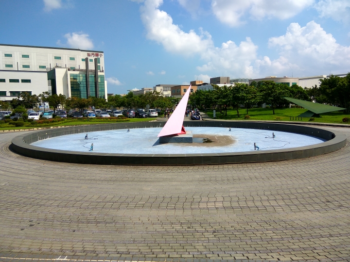 台灣的公共建物實在----亂蓋