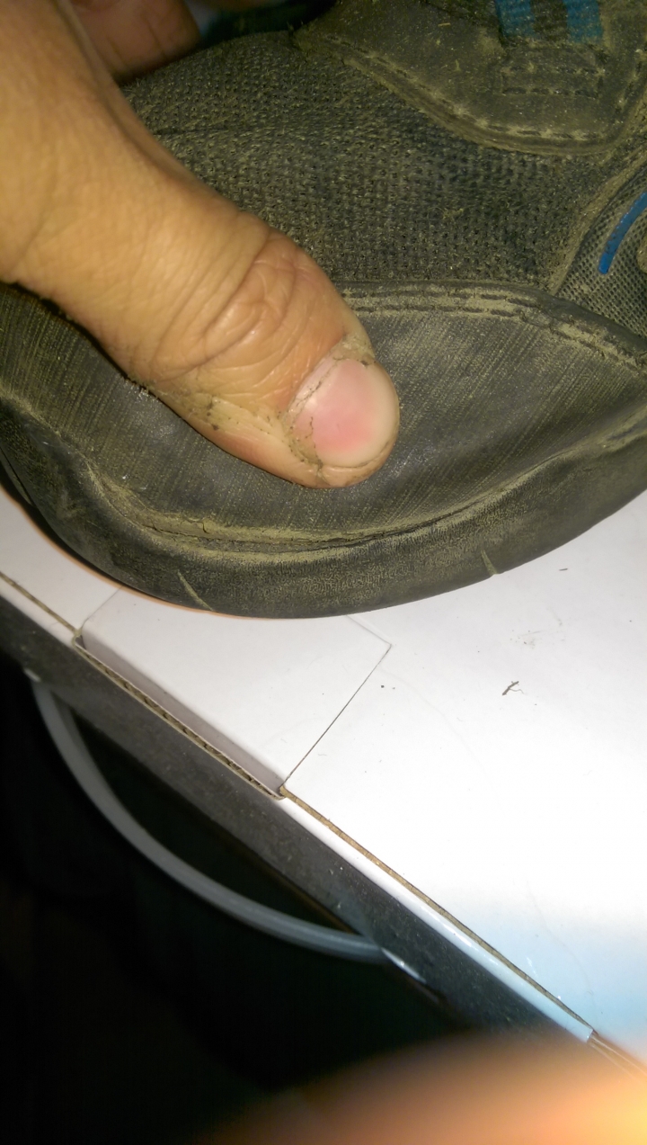 MERRELL品質如此爛？