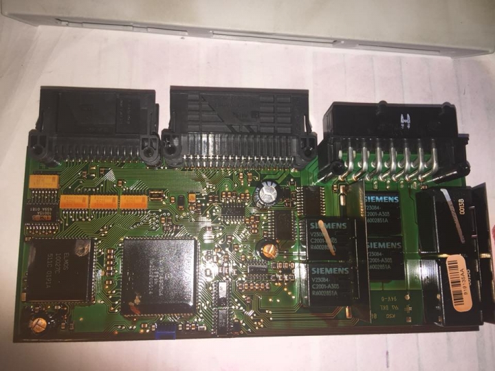 E46 318中控鎖電腦故障維修DIY