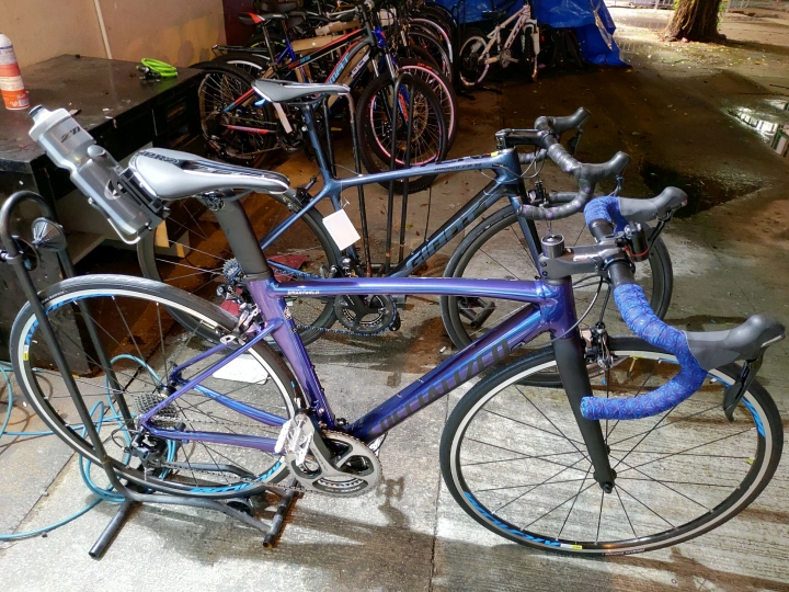 specialized allez變色龍小小的開箱文