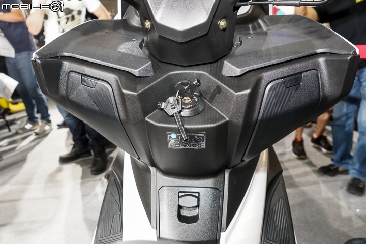 【五股重機展】刺激改款！KYMCO 光陽機車 XCITING 400S 正式登台！Downtown 350i Noodoe 儀錶板導入！