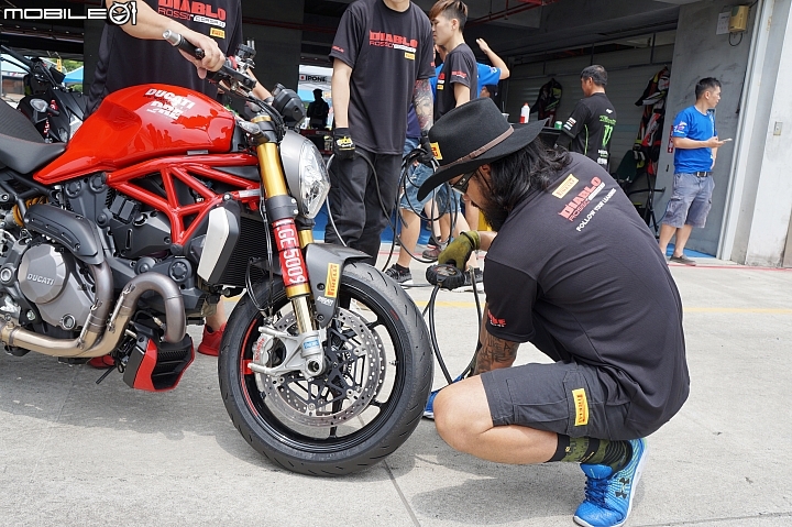 PIRELLI DIABLO ROSSO CORSA II 大鵬灣賽道新胎測試