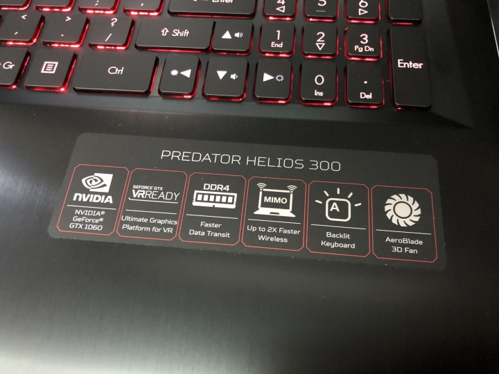 【全台首發開箱文】 第八代Acer Predator Helios 300 美國版 PH315-51-78NP