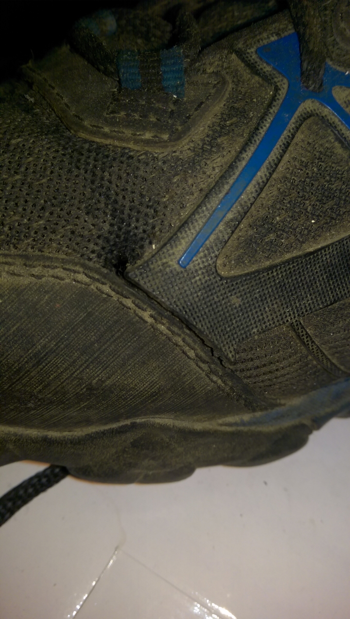 MERRELL品質如此爛？