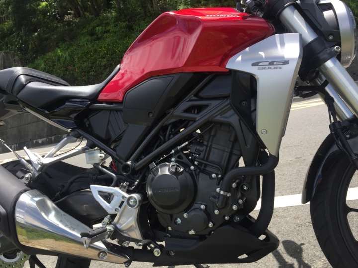 [心得]新世代運動咖啡HONDA CB300R測試心得