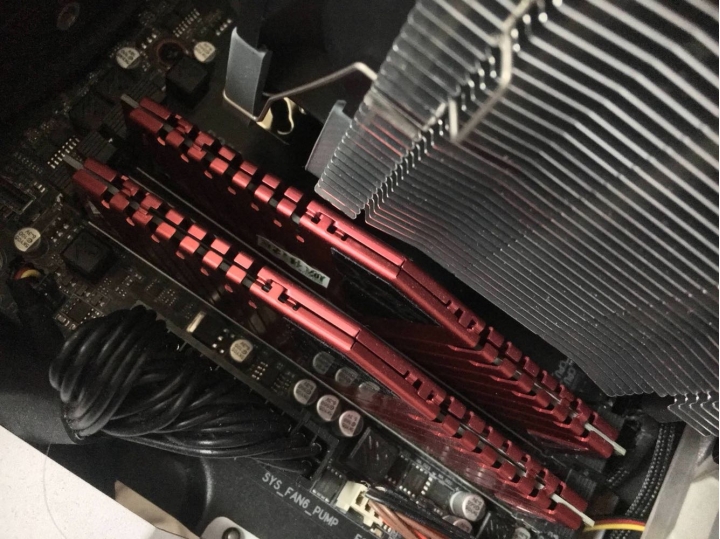 [開箱] 2600x+aorus x470+ADATA3200 +海盜船 小測試