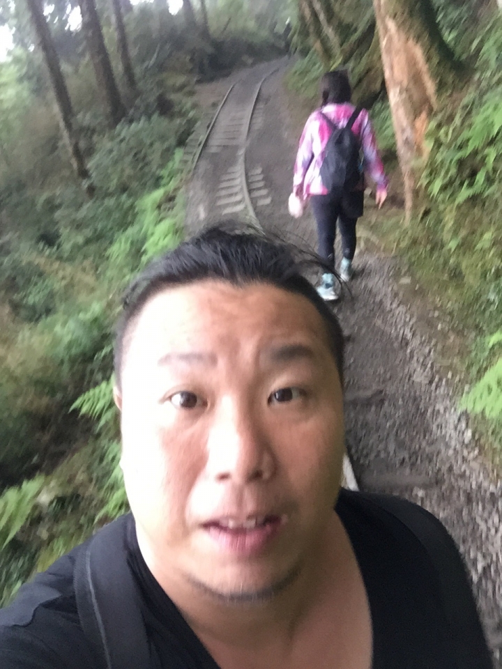 各位大嬸喔，no,是大神才對，請幫我ps