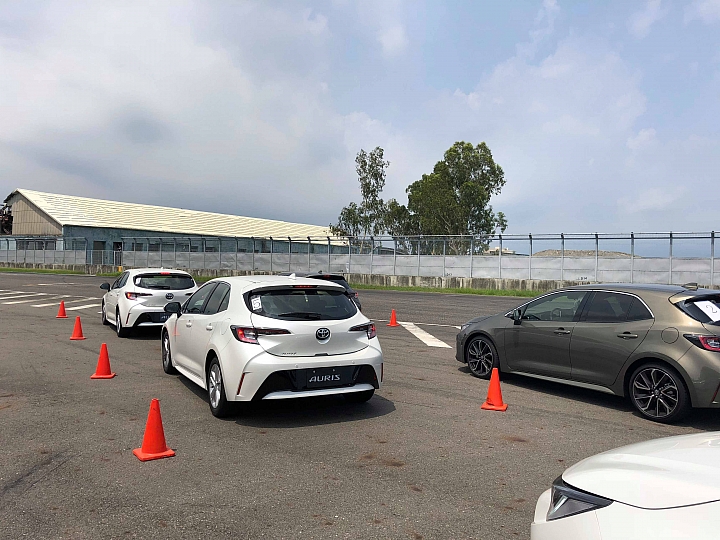 點我看大圖 TOYOTA AURIS 大鵬灣試駕心得