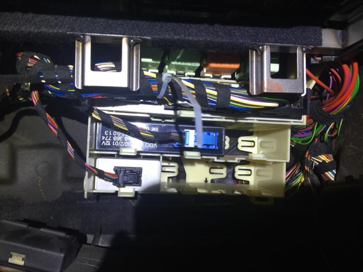 E46 318中控鎖電腦故障維修DIY
