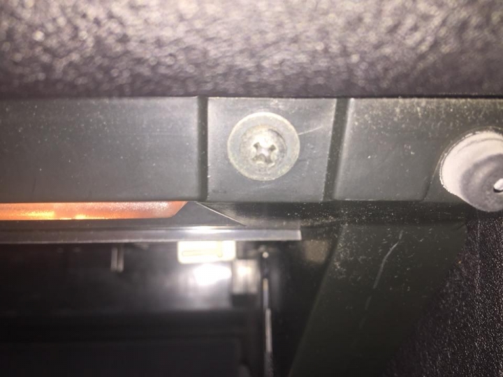 E46 318中控鎖電腦故障維修DIY