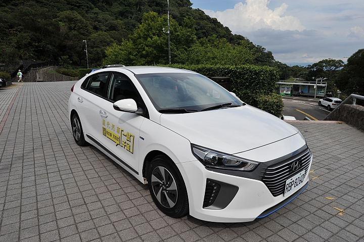 《Hyundai一試千金》千金難買早知道, IONIQ試乘心得分享