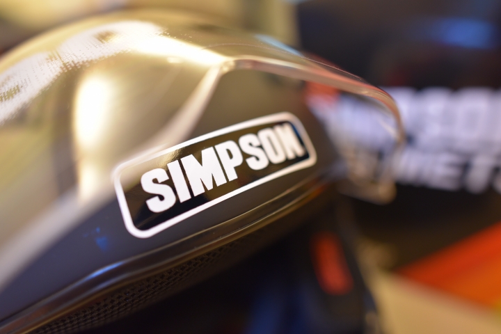 SIMPSON安全帽開箱