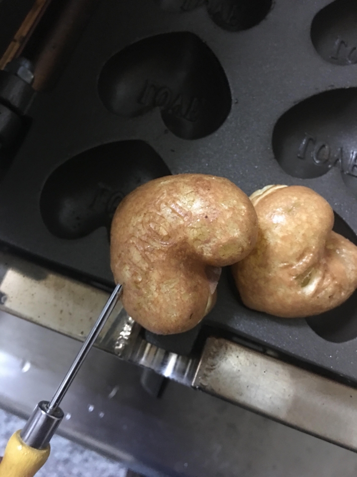 請問一下全蛋打發 以及雞蛋糕外觀