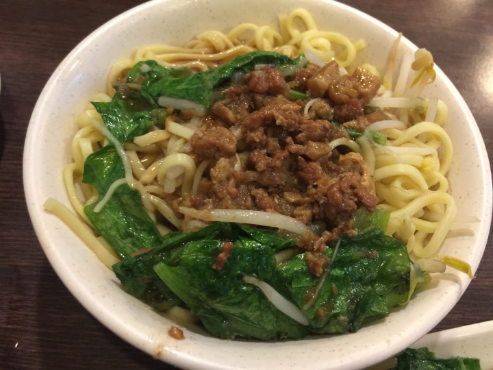 【食記】捷運台北車站/台大醫院站/南陽街美食。肥老闆羊肉焿~平價又大碗 味道也不錯