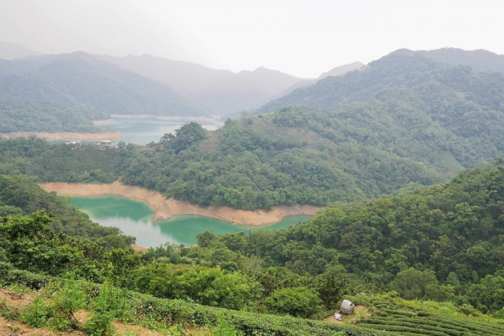 【新北石碇 | 景點】流淌在重重山巒間的一泓碧綠✲千島湖