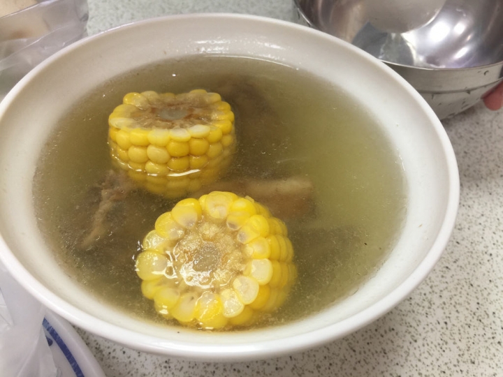 【食記】捷運公館站。藍家割包~半肥半瘦的割包好好吃