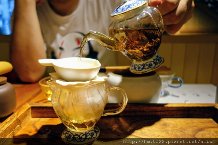 『新北美食』- 鶯歌區重慶街.喝茶天TEADAY / 鶯歌老街 / 茶餐廳