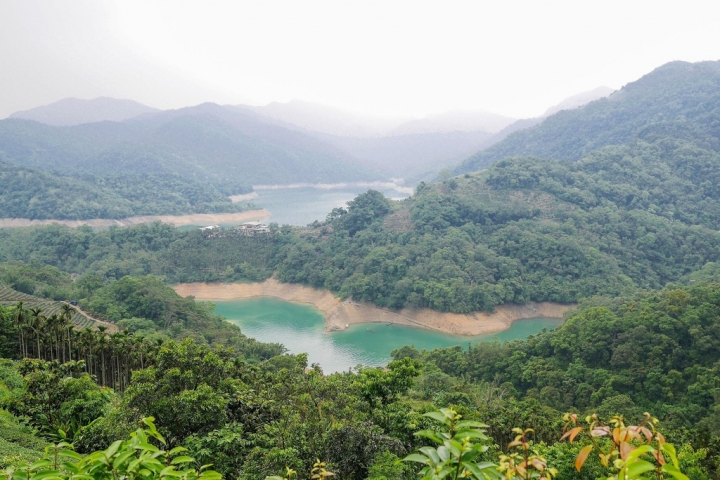 【新北石碇 | 景點】流淌在重重山巒間的一泓碧綠✲千島湖