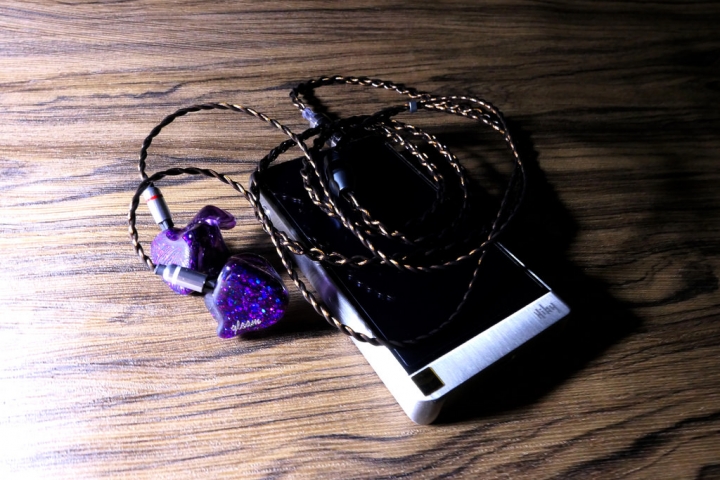 [開箱評測]漢聲 AEGIS 4wire 耳機升級線～單晶銅里茲線材＋單晶金銀合金導體～