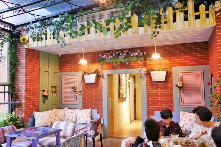 【台北迪化街 | 咖啡廳】老城街區中的祕密花園❀D.G. Café