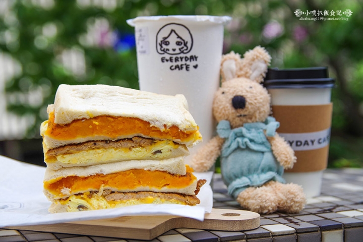 【中和早午餐】『EVERYDAY CAFE 』近永安市場站/手作吐司/咖啡.茶/排隊美食/近期推出晚間限定吃飽飽吐司