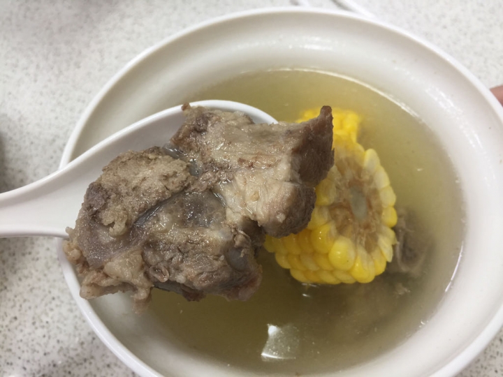 【食記】捷運公館站。藍家割包~半肥半瘦的割包好好吃