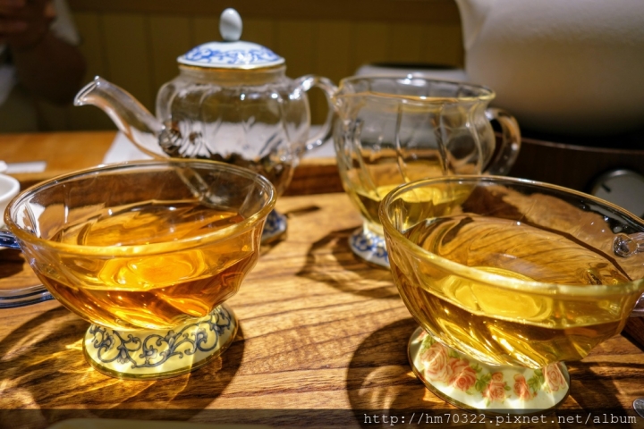 『新北美食』- 鶯歌區重慶街.喝茶天TEADAY / 鶯歌老街 / 茶餐廳