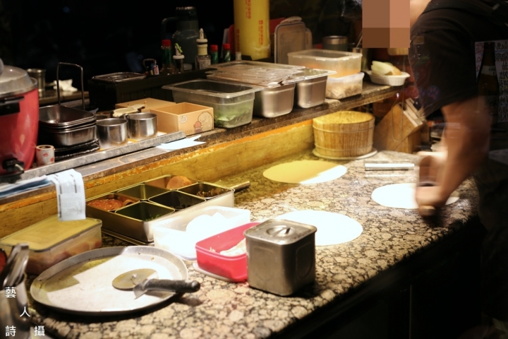 複合式居酒屋.WE里手工pizza日本料理串燒@食在台北.藝人詩攝