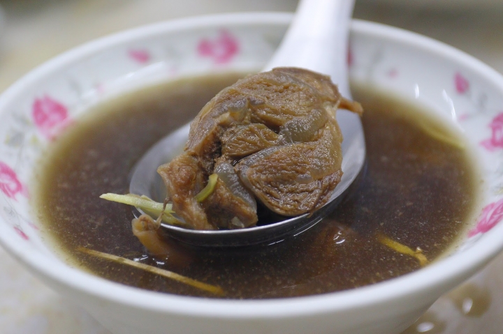 [台南][東區] 老邱羊肉爐 ~ 高CP老牌名店搬新家啦~