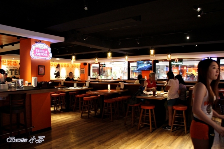 呼特斯餐廳HOOTERS(慶城店)呼拉圈女郎/啦啦隊制服/美式餐廳/漢堡/排餐(捷運南京復興站)