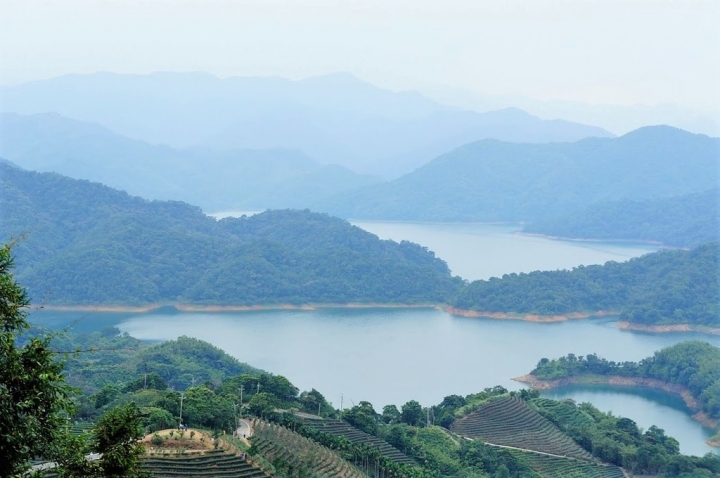 【新北石碇 | 景點】流淌在重重山巒間的一泓碧綠✲千島湖