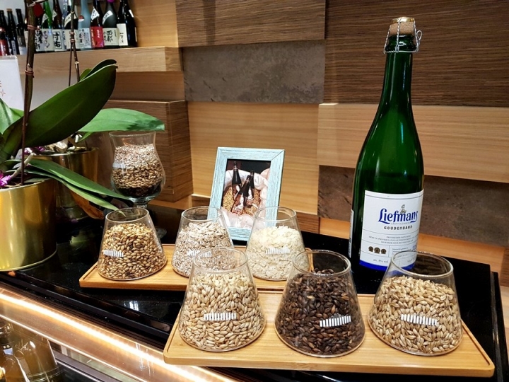 台中西區公益路[品酒/宵夜/義式料理]有時精釀餐酒館美食食記，推薦蒜味奶油檸檬蝦!