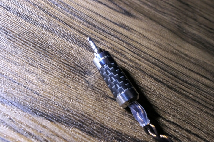 [開箱評測]漢聲 AEGIS 4wire 耳機升級線～單晶銅里茲線材＋單晶金銀合金導體～