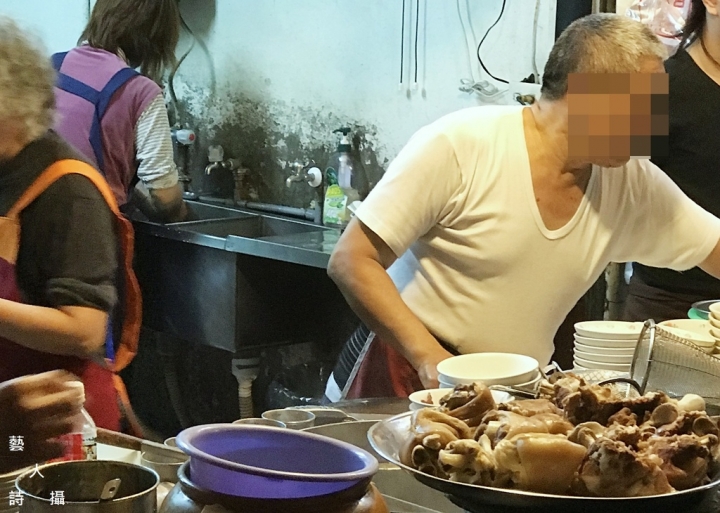 台南“噢但”排隊古早味.阿明豬心冬粉@食在台南.藝人詩攝