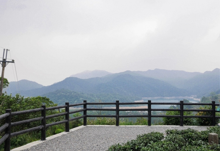 【新北石碇 | 景點】流淌在重重山巒間的一泓碧綠✲千島湖