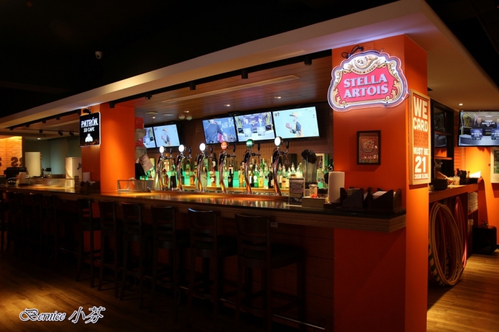 呼特斯餐廳HOOTERS(慶城店)呼拉圈女郎/啦啦隊制服/美式餐廳/漢堡/排餐(捷運南京復興站)