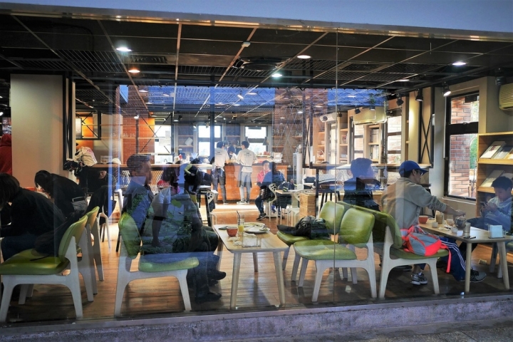 【台北北投 | 咖啡廳】飽含著平原美景與藝術的靈魂✎藝大咖啡館x台北藝術大學