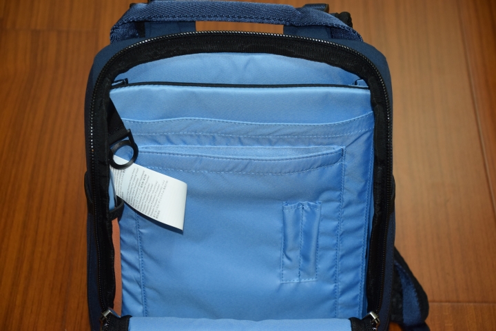 【開箱】德國 Pinqponq Cubik Small Backpack (Astral Blue)