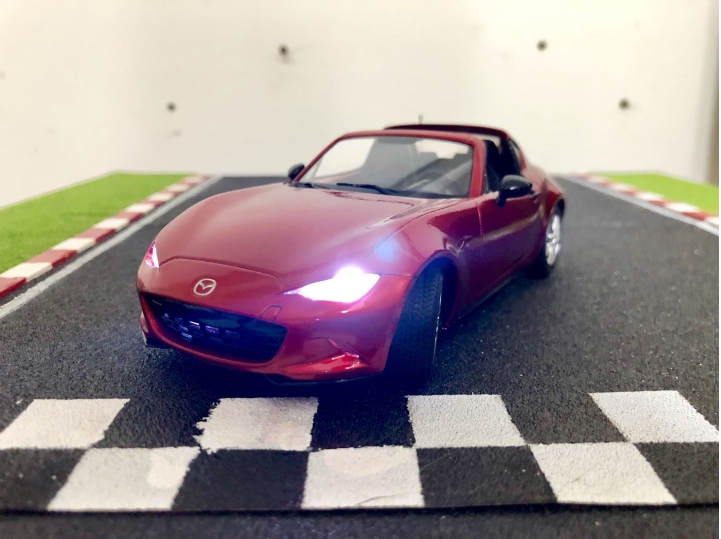 Tamiya Mazda MX-5 RF.