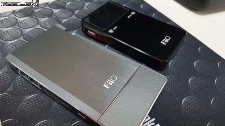 [評測] FiiO Q5 旗艦級全功能型隨身藍芽耳擴, 很有感的提昇
