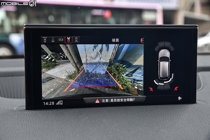 Audi SQ7全能型SUV試駕 八缸+三渦輪的不凡身手體驗！