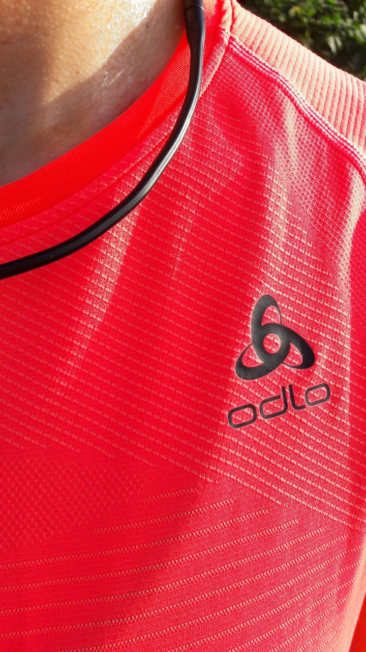 ODLO瑞士機能衣陶瓷酷涼機能衣--上山下海 (室外室內) 好伙伴