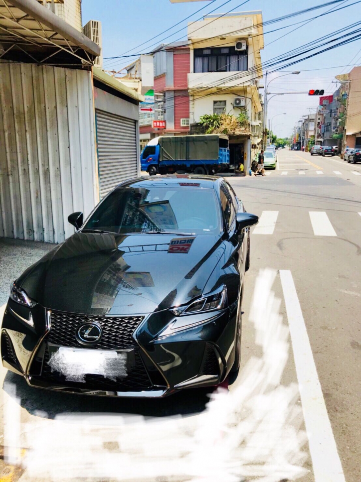 IS 300簡單開箱分享