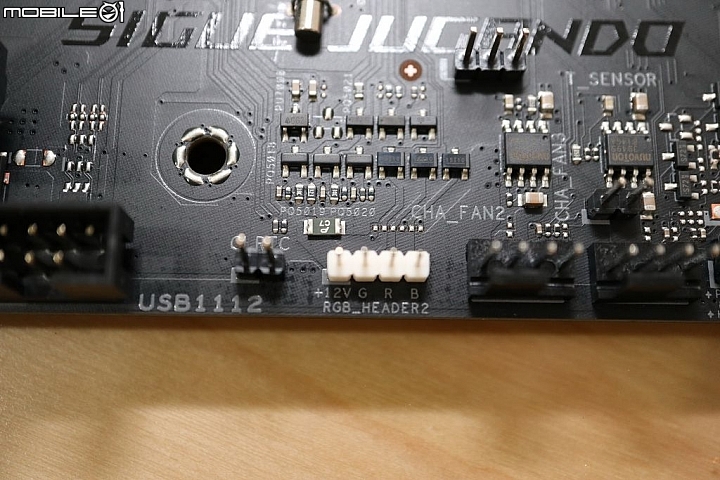 [開箱] AMD 持續搶攻主流 ASUS ROG STRIX B450F 2600X