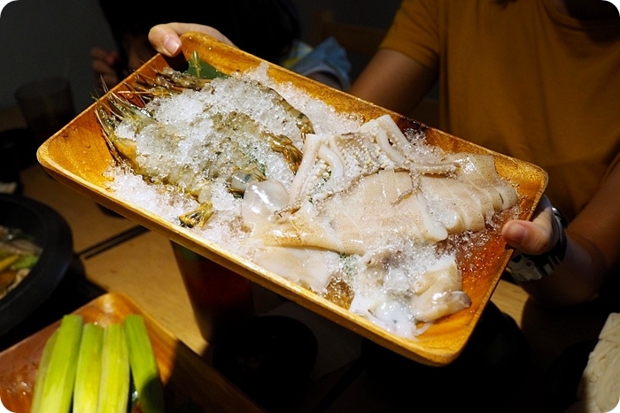 炒得好香，吃得好飽－清爽蔬菜高湯＋三倍肉量，不大一樣的火鍋 ▋官也溫菜 ▋