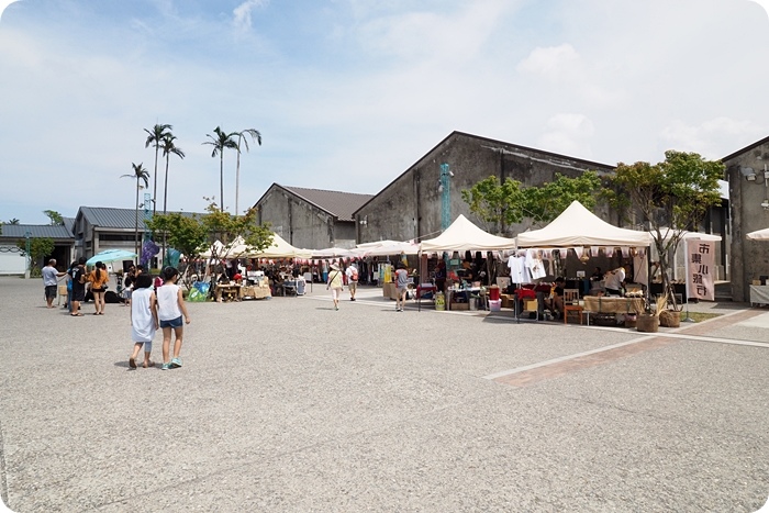 ▋宜蘭創意風格市集 ▋貼近生活的 "紙，木與布" 的手作園地。小而美，超好逛的宜蘭中興文創園區。